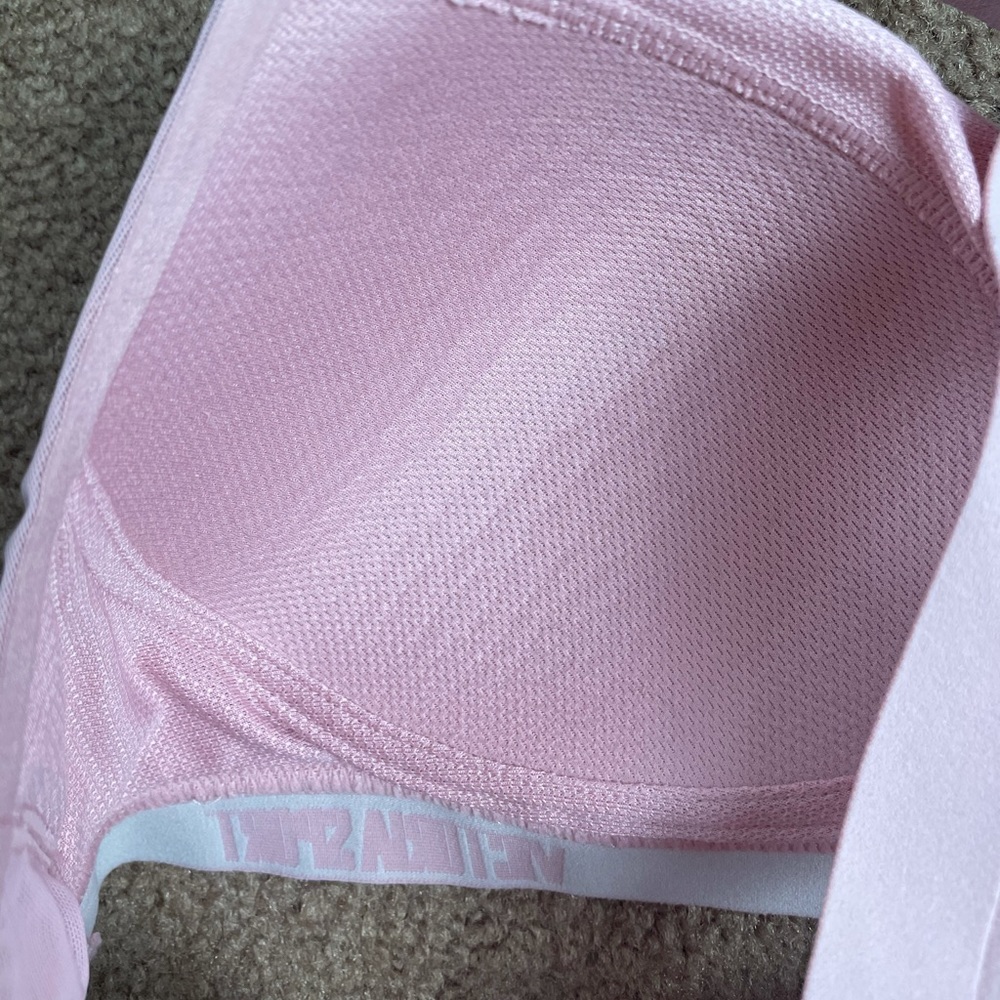 Lightweight by Victoria’s Secret Sports Bra 34C - Picture 8 of 14